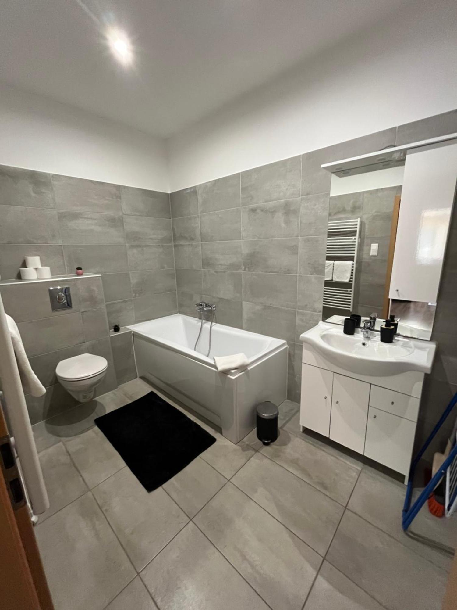 Solaris Apartman Zalakaros Buitenkant foto