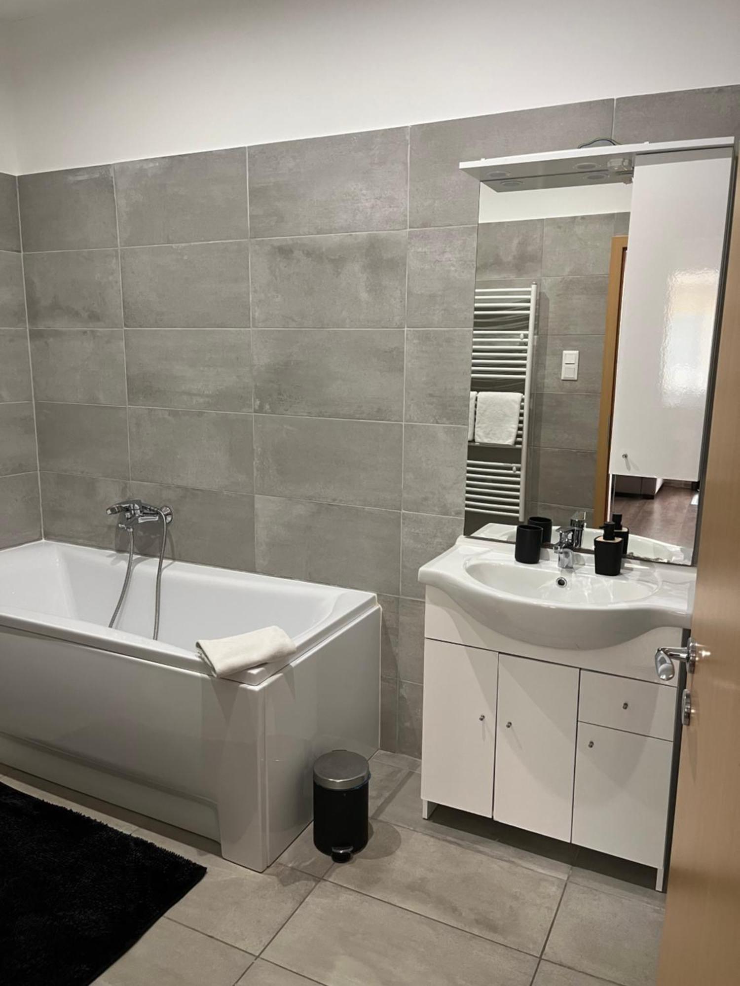 Solaris Apartman Zalakaros Buitenkant foto