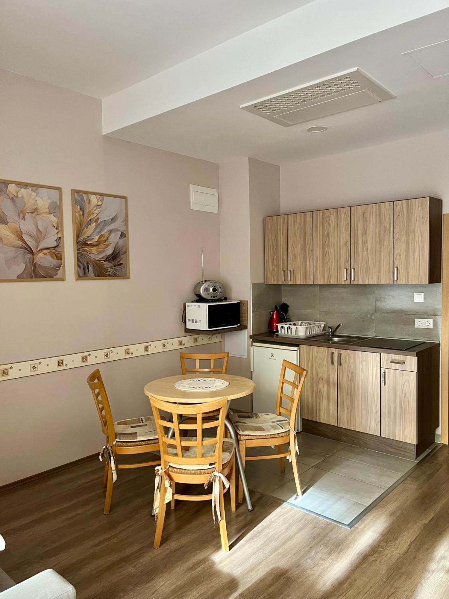 Solaris Apartman Zalakaros Buitenkant foto
